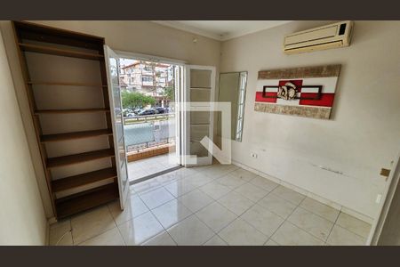 Quarto 1 de apartamento para alugar com 2 quartos, 70m² em Macuco, Santos