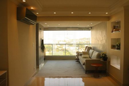 Sala/Cozinha de apartamento à venda com 4 quartos, 255m² em Vila Anastácio, São Paulo