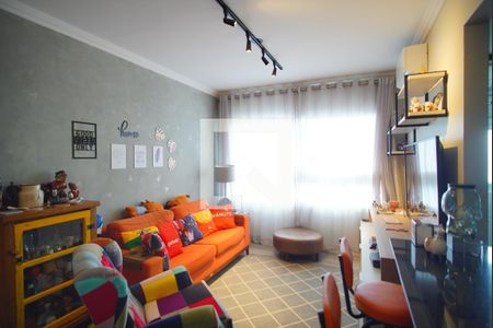 Sala de apartamento à venda com 3 quartos, 76m² em Navegantes, Porto Alegre