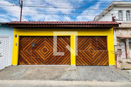 Fachada de casa à venda com 5 quartos, 320m² em Jardim Munhoz, Guarulhos