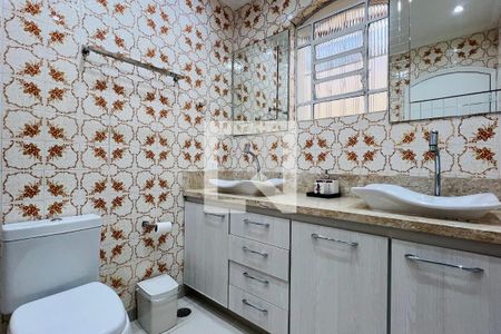 Banheiro da Suíte de casa à venda com 5 quartos, 320m² em Jardim Munhoz, Guarulhos
