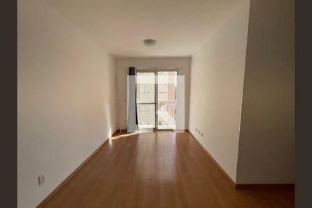 Sala de apartamento para alugar com 3 quartos, 69m² em Jardim das Vertentes, São Paulo