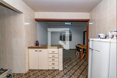 Cozinha de casa à venda com 2 quartos, 350m² em Gameleira, Belo Horizonte