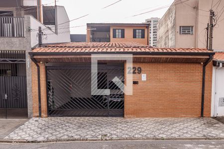 Fachada de casa para alugar com 4 quartos, 256m² em Vila Jaboticabeira, Taubaté