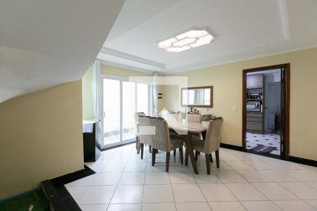 Sala de Jantar de casa à venda com 3 quartos, 197m² em Vila Carmosina, São Paulo