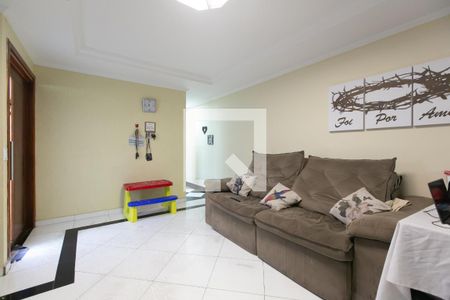 Sala de casa à venda com 3 quartos, 197m² em Vila Carmosina, São Paulo