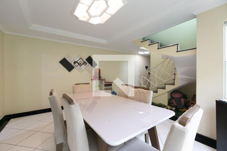 Sala de Jantar de casa à venda com 3 quartos, 197m² em Vila Carmosina, São Paulo