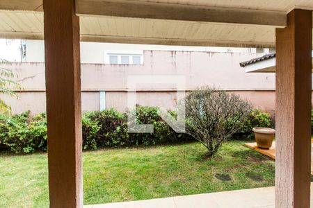 Vista da Suíte 2 de casa de condomínio à venda com 3 quartos, 400m² em Tamboré, Santana de Parnaíba