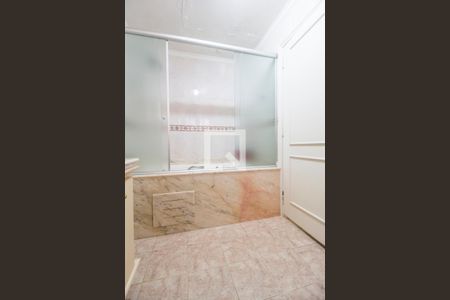 Banheiro da Suíte 2 de casa de condomínio à venda com 3 quartos, 400m² em Tamboré, Santana de Parnaíba