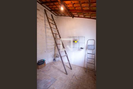 Quarto de Serviço de casa à venda com 3 quartos, 92m² em Engenho do Mato, Niterói