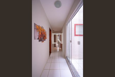 Corredor de casa à venda com 3 quartos, 92m² em Engenho do Mato, Niterói