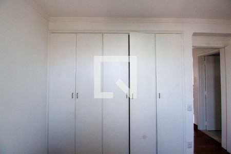 Quarto de apartamento à venda com 2 quartos, 90m² em Jardim Monte Kemel, São Paulo