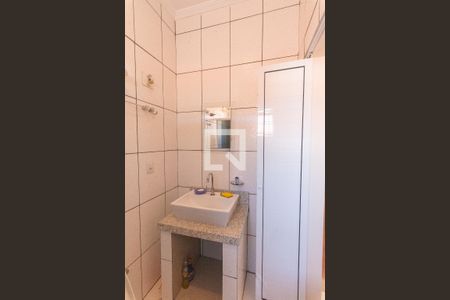 Banheiro da Suíte de casa à venda com 3 quartos, 210m² em Jardim Ouro Branco, Campinas