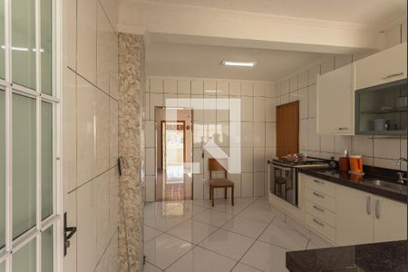 Cozinha de casa à venda com 3 quartos, 210m² em Jardim Ouro Branco, Campinas