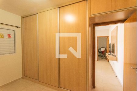 Quarto 2  de casa à venda com 3 quartos, 210m² em Jardim Ouro Branco, Campinas