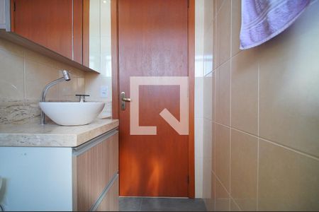 Banheiro de apartamento à venda com 2 quartos, 51m² em Ideal, Novo Hamburgo