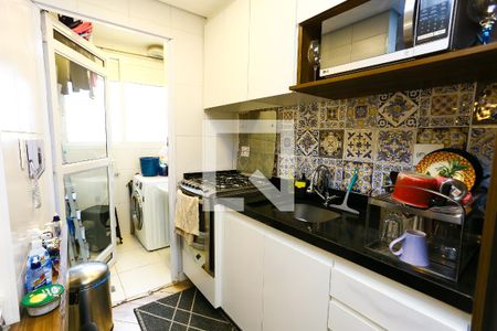 Cozinha de apartamento para alugar com 2 quartos, 63m² em Jardim Monte Kemel, São Paulo