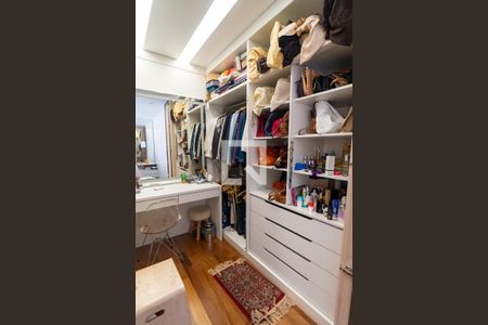 Closet da Suíte 1 de apartamento à venda com 3 quartos, 234m² em Vila Mascote, São Paulo
