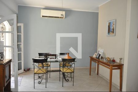 Sala de casa à venda com 4 quartos, 327m² em Cachambi, Rio de Janeiro