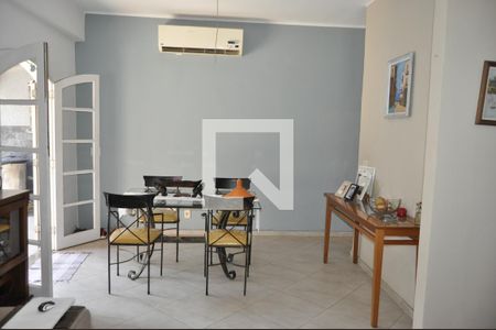 Sala de casa à venda com 4 quartos, 327m² em Cachambi, Rio de Janeiro