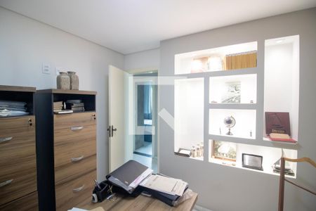 Quarto de apartamento à venda com 3 quartos, 136m² em Cabral, Contagem