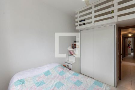 Quarto 1 de apartamento à venda com 3 quartos, 130m² em Grajaú, Rio de Janeiro