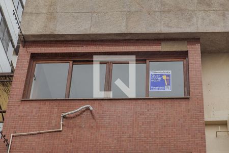 Plaquinha  de apartamento à venda com 4 quartos, 130m² em Passo D’areia, Porto Alegre