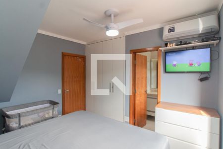 Suíte 1 de casa de condomínio para alugar com 2 quartos, 110m² em Parque Casa de Pedra, São Paulo