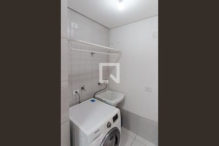 Cozinha e Área de Serviço de casa de condomínio à venda com 2 quartos, 110m² em Parque Casa de Pedra, São Paulo