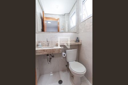 Sala - Lavabo de casa de condomínio para alugar com 2 quartos, 110m² em Parque Casa de Pedra, São Paulo