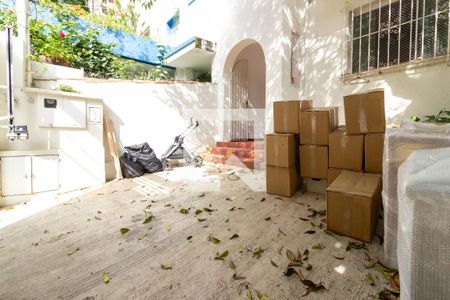 Quintal de casa à venda com 3 quartos, 200m² em Pinheiros, São Paulo