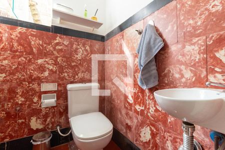 Lavabo de casa à venda com 3 quartos, 200m² em Pinheiros, São Paulo