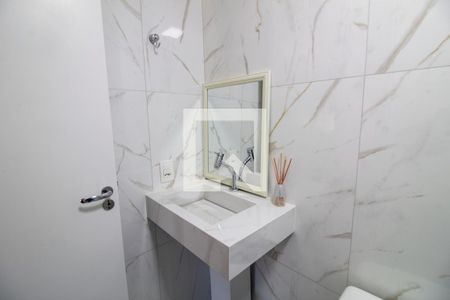 Banheiro da Suíte de apartamento para alugar com 1 quarto, 27m² em Jardim Caravelas, São Paulo