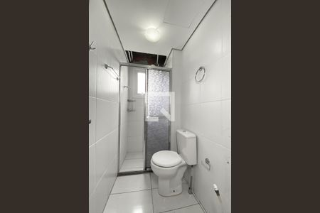 Banheiro de apartamento à venda com 2 quartos, 58m² em São João Batista, São Leopoldo