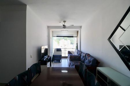 Sala de apartamento para alugar com 2 quartos, 75m² em Vila Julia, Guarujá