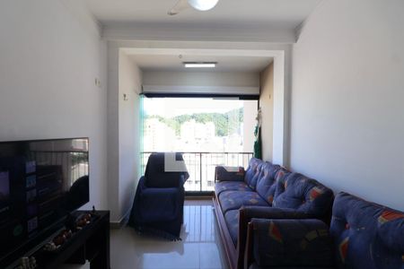 Sala de apartamento para alugar com 2 quartos, 75m² em Vila Julia, Guarujá