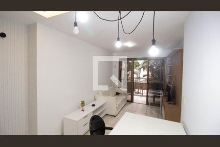 Sala de apartamento à venda com 3 quartos, 98m² em Gragoatá, Niterói