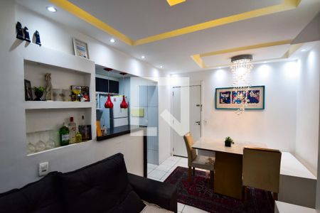 Sala de apartamento para alugar com 2 quartos, 56m² em Del Castilho, Rio de Janeiro