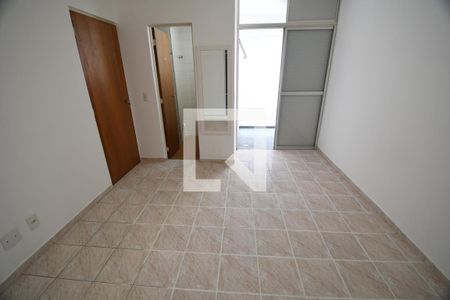 Quarto de apartamento à venda com 1 quarto, 60m² em Vila Itapura, Campinas