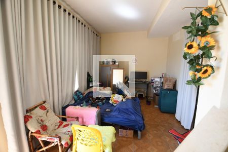 Sala de casa à venda com 2 quartos, 250m² em Vila Jequitibas, Campinas