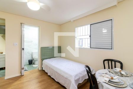 Sala e Quarto de casa para alugar com 1 quarto, 65m² em Jardim São Paulo, São Paulo
