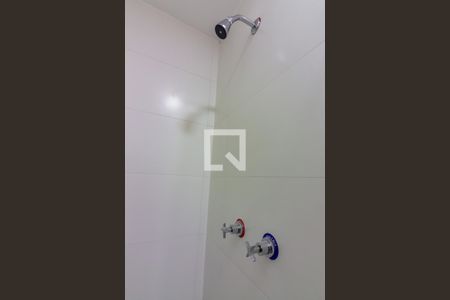 Banheiro de apartamento para alugar com 1 quarto, 27m² em Km 18, Osasco