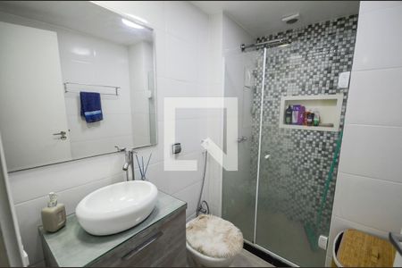 Banheiro de apartamento para alugar com 1 quarto, 51m² em Rio Comprido, Rio de Janeiro