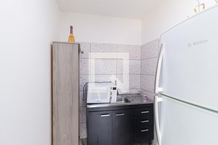 Cozinha de kitnet/studio para alugar com 1 quarto, 35m² em Parque Jandaia, Carapicuíba