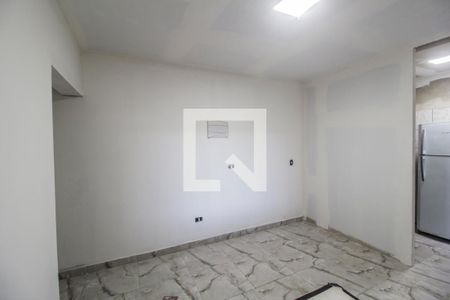 Suíte de kitnet/studio para alugar com 1 quarto, 35m² em Parque Jandaia, Carapicuíba