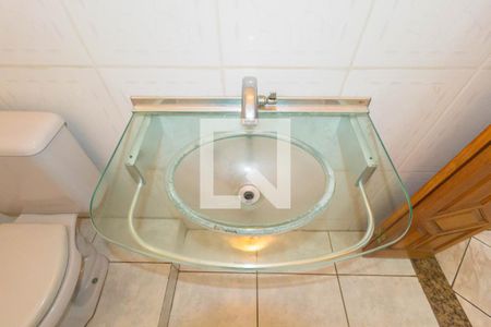 Lavabo de casa à venda com 3 quartos, 210m² em Vila Bertioga, São Paulo