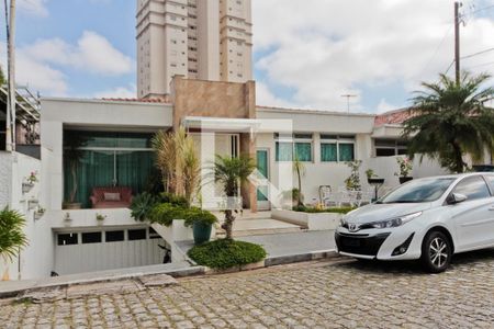 Fachada de casa à venda com 3 quartos, 400m² em Santana, São Paulo