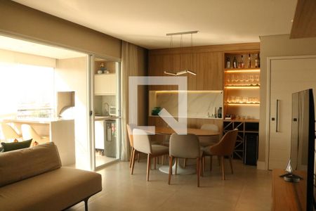 Sala de apartamento à venda com 2 quartos, 94m² em Lapa, São Paulo