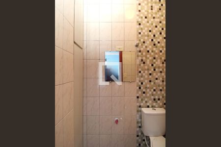 Lavabo de casa para alugar com 2 quartos, 250m² em Jardim Brasil (zona Norte), São Paulo