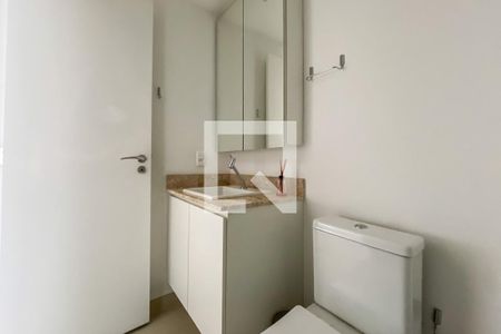 Banheiro de kitnet/studio para alugar com 1 quarto, 25m² em Vila Mariana, São Paulo